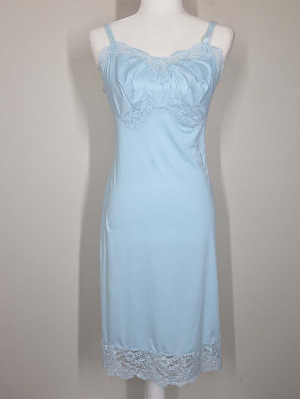Vtg 50s 60s Artemis Baby Pastel Blue Full Slip Lace Trim Coquette Fairy Boho 32